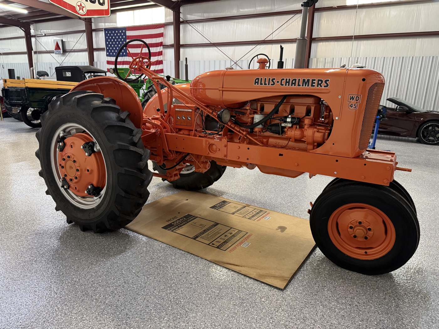 Allis-Chalmers tractor