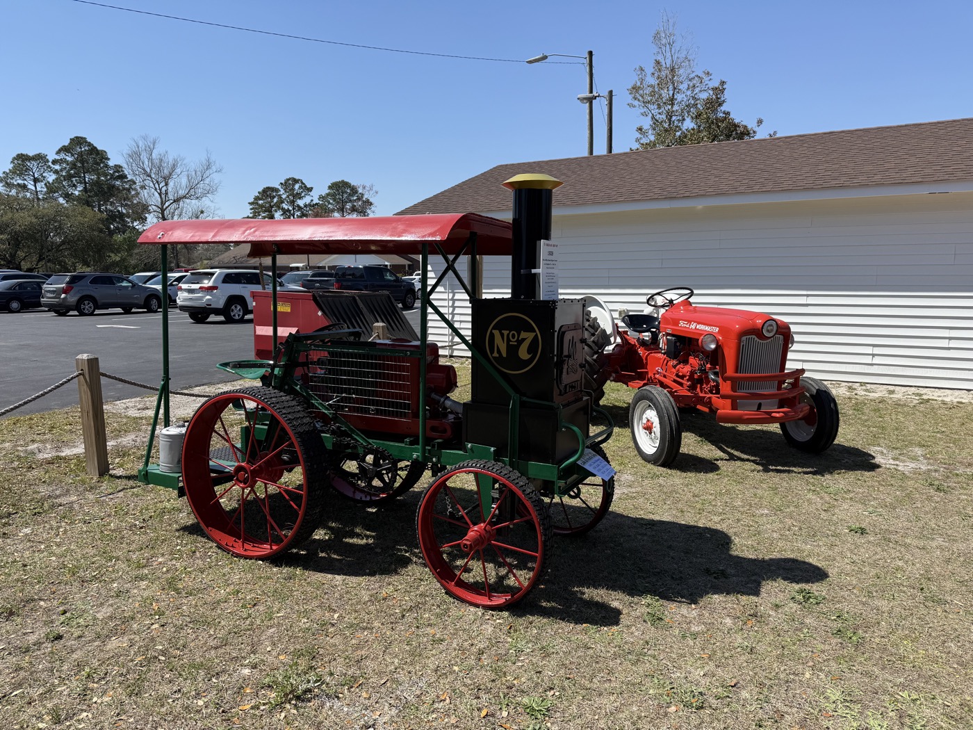 Replica steam engine tractor